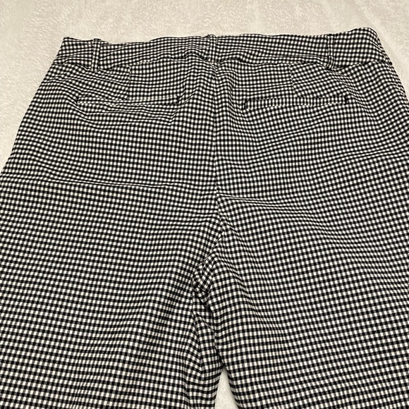 Reitmans Plus Size Gingham Pants - Picture 5 of 6